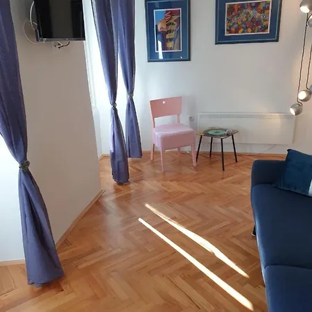 P-e Apartament Pula