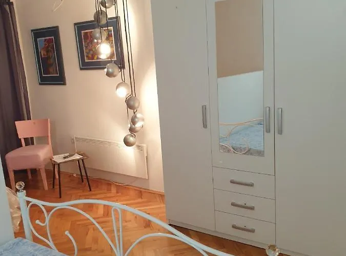 Apartament P-e *